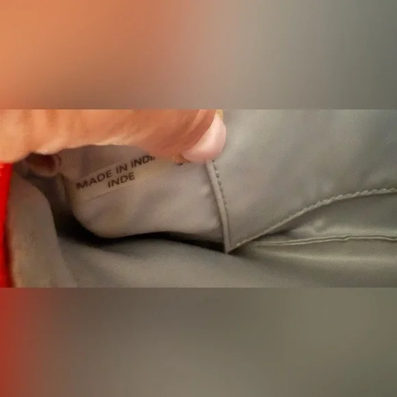 Coach authentic Papaya Orange Embossed Patent leather with hang tag - Picture 8 of 8